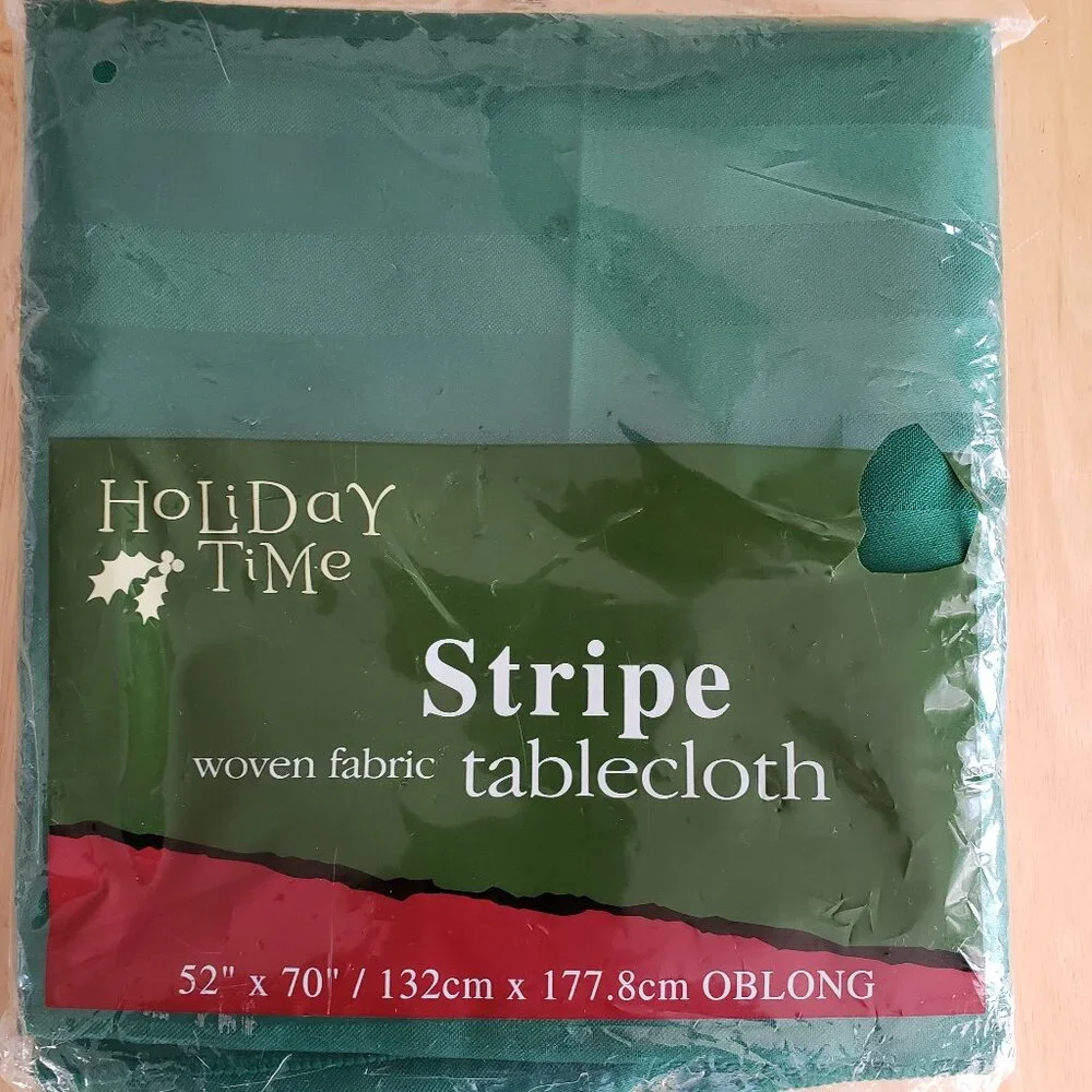 Holiday Time nwt green